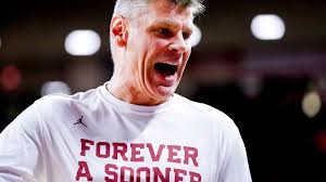 Porter Moser focused