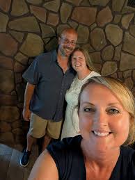 Congratulations to the happy couple! 🎉