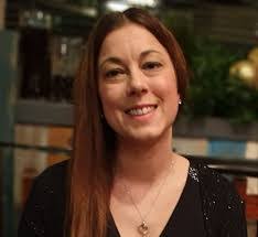 Kim Underhill's Instagram, Twitter & Facebook