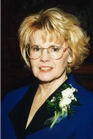 Wendy Rettig's Instagram, Twitter & Facebook