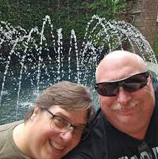 Ray's Burger Barn has great prices and service