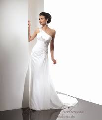 Möchten sie die griechische göttin in sich zeigen? Brautstudio Edelweiss Brautmoden Abendmoden Und Brautigammoden Brautkleider Aus Chiffon Griechische Gottin Schlichte Hochzeitskleider