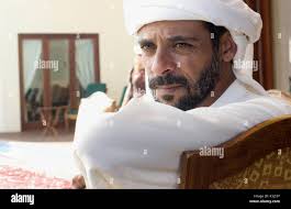 SYRIANA ALEXANDER SIDDIG ALEXANDER SIDDIG in Warner Bros. Pictures'  political thriller Syriana, starring George Clooney, Matt Damon and Jeffrey  Wright. PHOTOGRAPHS TO BE USED SOLELY FOR ADVERTISING, PROMOTION, PUBLICITY  OR REVIEWS OF