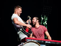 Pizzera & jaus ist ein musikprojekt der beiden österreichischen kabarettisten und musiker paul pizzera und otto jaus. Termine Pizzera Jaus