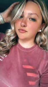 Kaylee Proffitt's Instagram, Twitter & Facebook