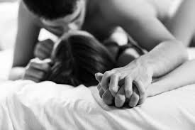 Le lh est une homone que l'on sécrète 2 jours avant d'ovuler. A Quelle Frequence Faut Il Faire L Amour Pour Etre Heureux