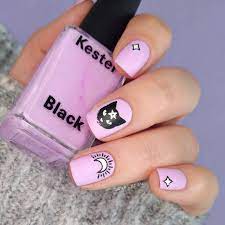 Shop halloween nail polish colors for every costume. 42 Halloween Nail Art Ideas Cute Halloween Nail Designs Allure