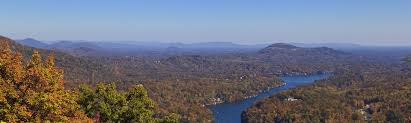 Lake lure north carolina lakefront house rentals are a great way to spend a family vacation. Top 20 Lake Lure Nc Cabin Rentals From 99 Night Vrbo
