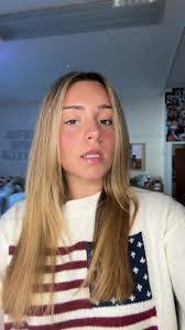 Allie Chase's Instagram, Twitter & Facebook