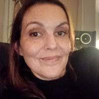 Stephanie Veenstra's Instagram, Twitter & Facebook