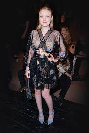 Последние твиты от dakota fanning (@dakotafanningha). Alle News Zur Welt Von Valentino Garavani Valentino