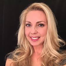 Amy Debruin's Instagram, Twitter & Facebook