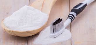 Benefits of brushing teeth with salt