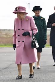 The royal christmas message is a tradition that queen elizabeth ii has been carrying out every year since she became monarch in 1952. Queen Tragedy Could The Queen S 2020 Christmas Message Be Cancelled Due To Covid Royal News Express Co Uk