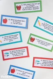 School Jokes For Kids Are A Fun Way To Celebrate Back To School Whether The Kids Think They Re Hilarious Or Jus School Jokes Funny School Jokes Jokes For Kids