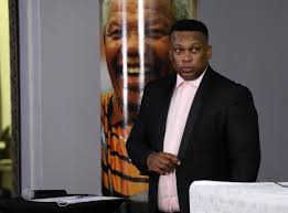 Taking to social media, the sportscaster revealed his dilemma in sharing his terrible experience. He S Firing Shots Mzansi Reacts To Robert Marawa Spilling The Tea
