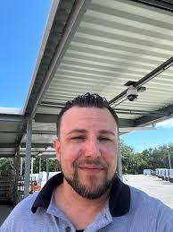 Where the young post office workers at in Florida?🌴💰