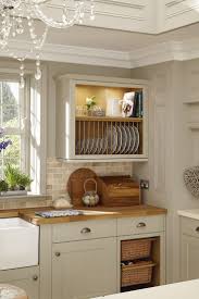 Genial Shaker Schranke Kuche Designs Mobelde Com Designs Genial Kuche Mobeldecom Schranke Shaker In 2020 Shaker Style Kitchens Home Kitchens Kitchen Remodel