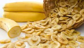 Jika biasanya kamu menyajikan es pisang coklat dalam kondisi pisang mentah atau tanpa dimasak terlebih dahulu, kali ini kamu bisa membuat sajian yang cukup unik yaitu es pisang coklat kukus. Bisnis Camilan Keripik Pisang Dengan Modal 20 Ribu Kamar Dagang Dan Industri Jawa Tengah