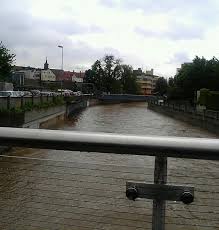 Der Rote Main Am Freitagmittag 31 5 In Bayreuth Hochwasser Bilder