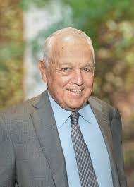 Amber Schworm's Instagram, Twitter & Facebook