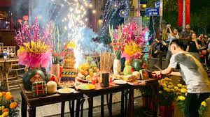 Lundi 27 janvier 2020 à 19h après le cours enfant. Le Nouvel An Vietnamien A Ho Chi Minh La Fete Du Tet Tempsduvoyage Com