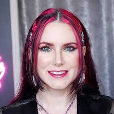 Karla Moody's Instagram, Twitter & Facebook