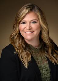 Bank of the Bluegrass promotes Nora Howard to executive assistant