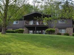 11 Lincoln Way Buckhannon Wv 26201 House Styles Buckhannon Zillow