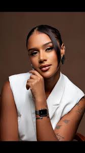 Me Rindo Laila Olivers