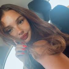 Elinor davidson (@elinordavidson)