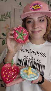 DIY Sculpey Oven bake Clay Ring Holders @Sculpey #maximalistdecor  #maximalist #fooddecor #clay #polymerclay #whinsicaldecor #graceofspades  #diy #diydecor #claycraft #popart #CapCut