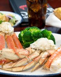 Red Lobster This Ultimate Crabfest Trio Has Some Of Your Faves Together On One Plate Premium King Sweet Bairdi And Tender Dungeness Crab Southern Or Golden King Crab As Available Facebook