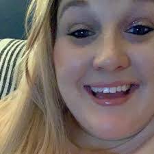 Chelsea Lowman's Instagram, Twitter & Facebook