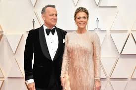 The peter austin noto show. Tom Hanks Und Ehefrau Rita Wilson Positiv Auf Coronavirus Getestet Gq Germany