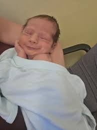 Can someone remove the background and make a nicer background