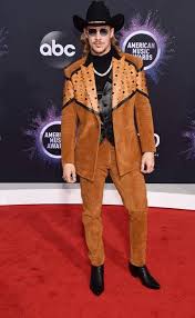 Best dressed red carpet arrivals. See All The American Music Awards 2019 Red Carpet Fashion Looks American Music Awards Red Carpet Fashion American Music Awards 2019