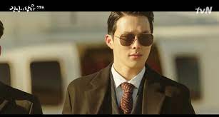 You'll remember him from the drama go back couple (2017). Jang Ki Yong Heats Up Touch Your Heart Breathlesssurvival