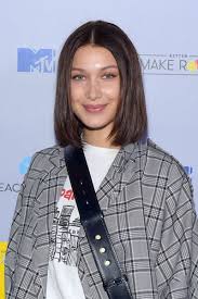 Bella Hadid Mid Length Bob Bella Hadid Short Hair Bella Hadid Hair Short Hair Styles