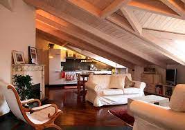 Mansarda Con Tetto In Legno Sbiancato Foto Di Tommaso Buzzi Www Tommasobuzzi It Soffitta Mansarda Ristrutturazione Mansarda Arredamento Casa Vintage