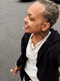 Throwback Reggaeton playlist I made for a friend.  https://music.apple.com/us/playlist/throwback-reggaeton/pl.u-PDb4EyACLlgrEv8