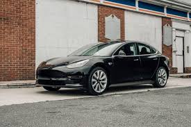 Tesla model 3 would be launching in india around march 2021 with the estimated price of rs 60.00 lakh. Tesla Model 3 Fur Langlebigkeit Ausgelegt Batterie Halt Bis Zu 800 000 Km Batterietausch Moglich Elektroauto News Net