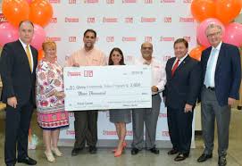 Dunkin' Donuts Holds Ribbon Cutting