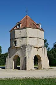 Pigeonnier De La Poste Royale Sauzais Vaussais