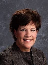 Lori Link Chosen as New Shakopee West Junior High Principal