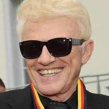 Wieder lieg' ich auf der lauer denn wir spielen unser spiel wieder wart' ich an der. Heino Aktuelle News Infos Bilder Bunte De