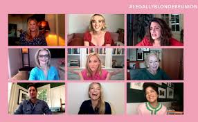 But, there's just one thing stopping warner from popping the question: Elenco De Legalmente Rubia Se Reune A 19 Anos De La Cinta