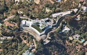 Beverly hills mega mansion design proposal in beverly park on a $32 million lot! Foreclosure Looms For Nile Niami S Mega Mansion The One Los Angeles Times