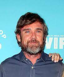 Ricky schroder heute rick schroder: Der Kleine Lord Heute Rick Schroder Lasst Sich Scheiden Und Verkauft Haus Express De