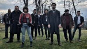 Seriegratuit.co ne necessite pas d'enregistrement pour regarder les series en streaming. Voir La Casa De Papel Complete Streaming Vostfr Vf Hd Stream Pour Vous